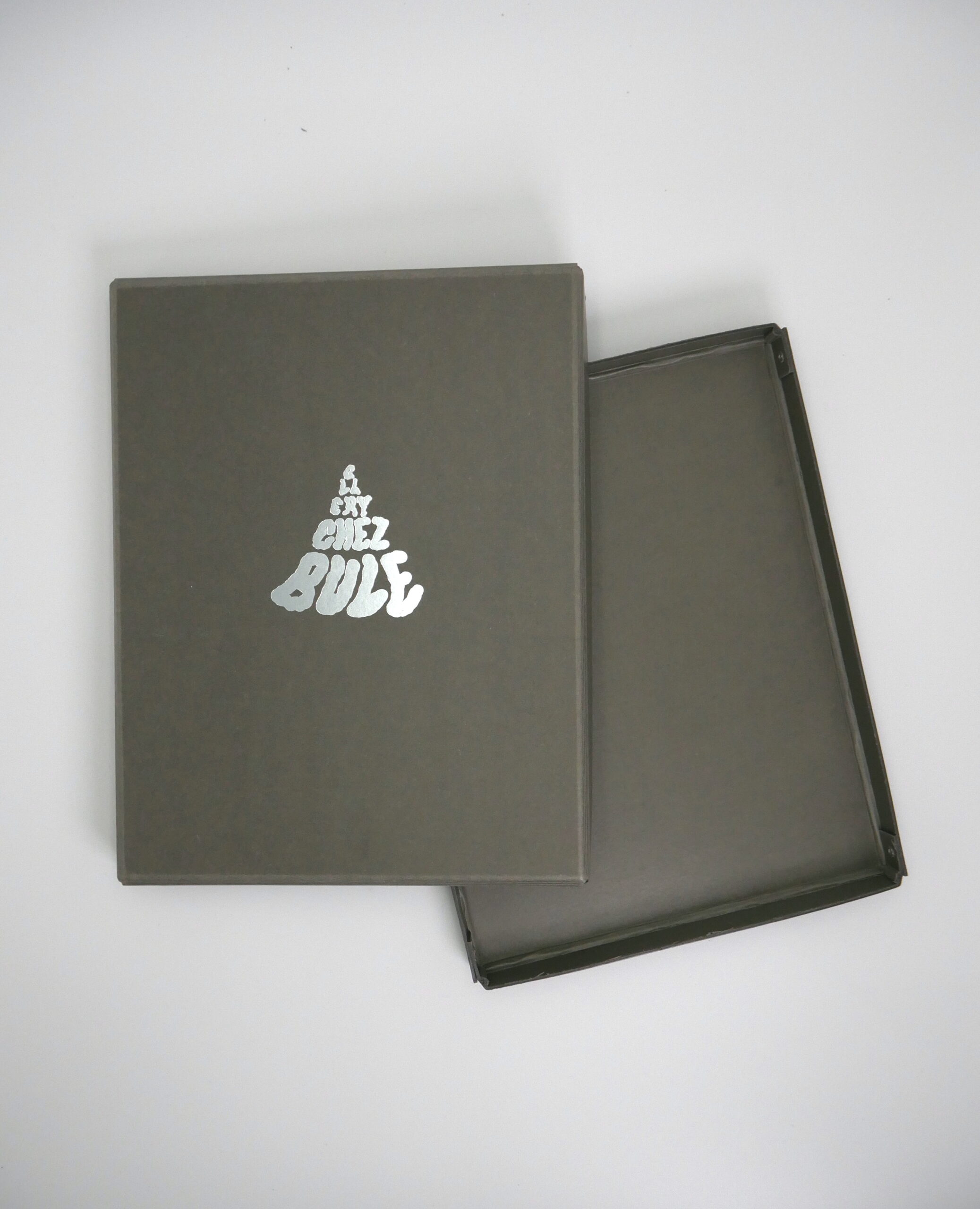 Kat/Tak - Limited ed. book in handmade casing, comes with ceramics piece and print Selflove. - Image 2